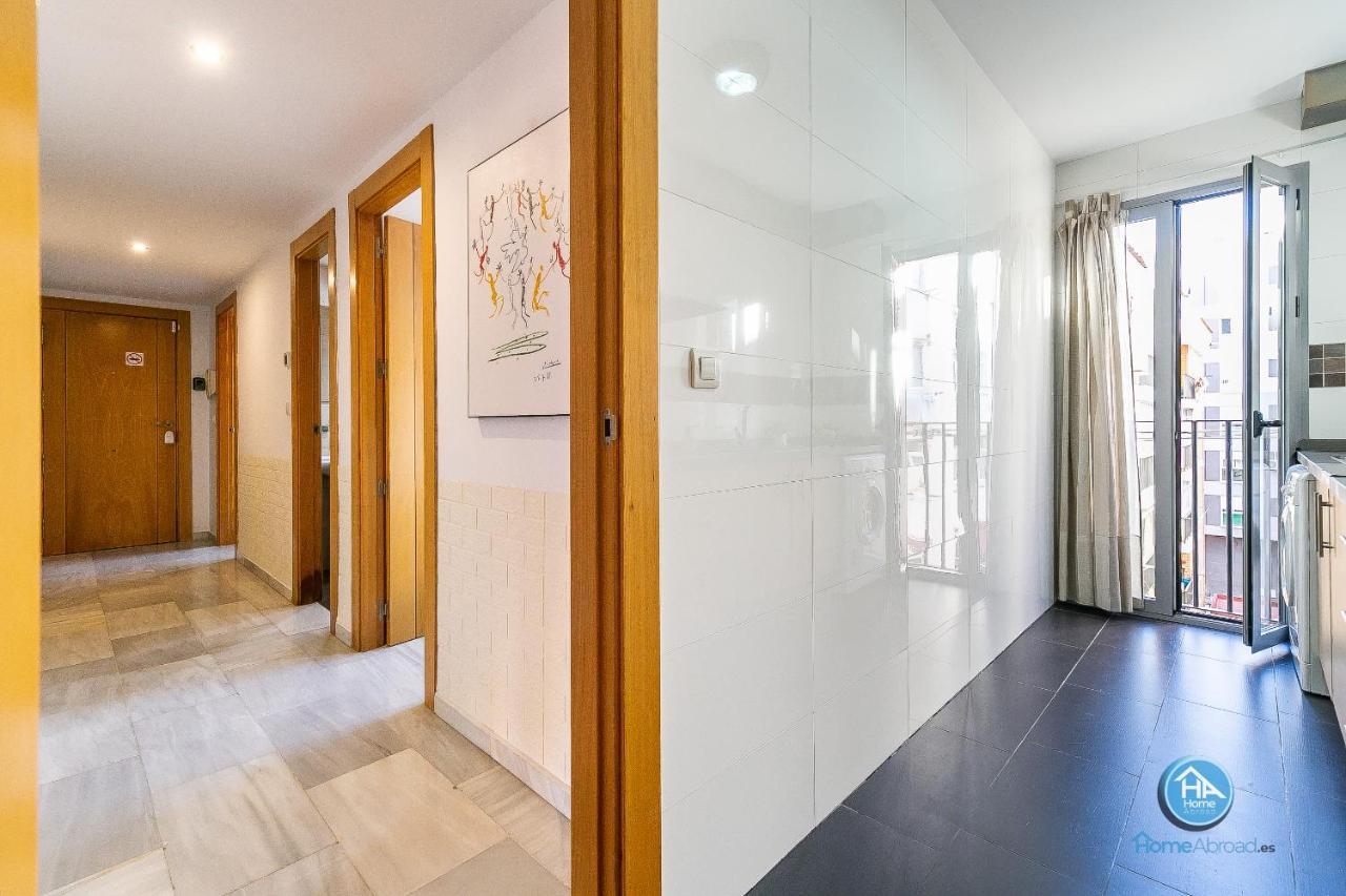 Premium Penthouse With Roof Terrace And Parking In Carlos Haya Malaga Exterior photo