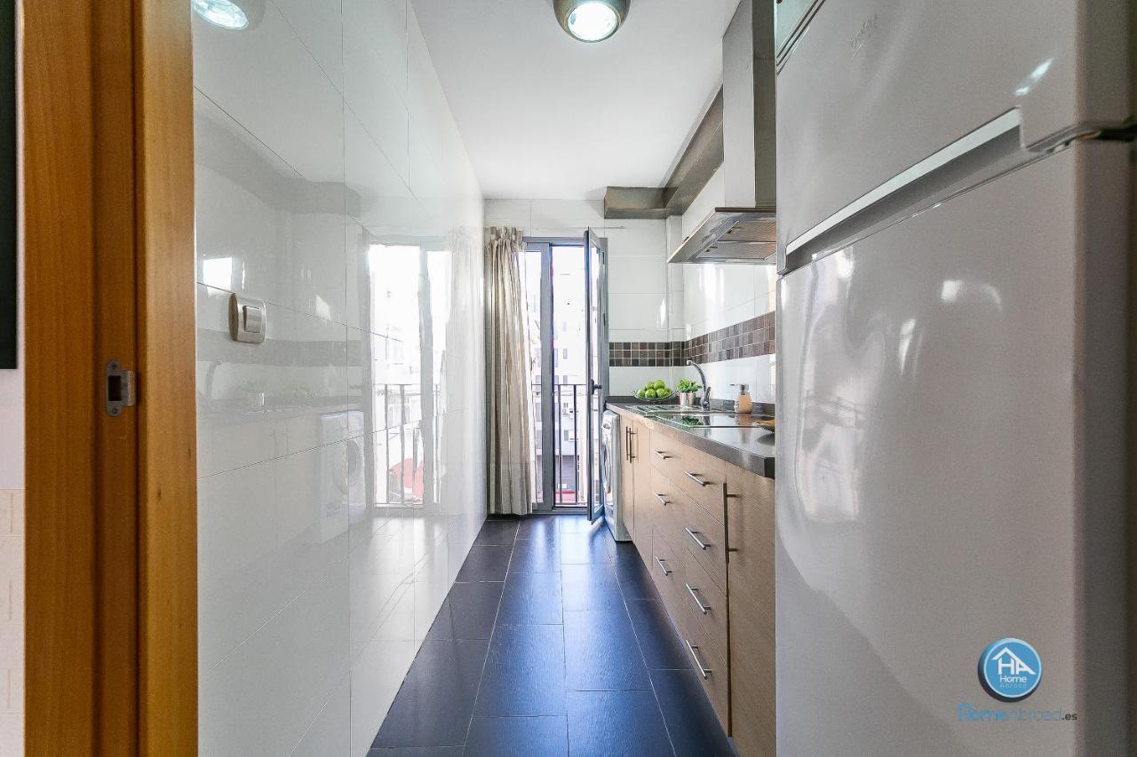 Premium Penthouse With Roof Terrace And Parking In Carlos Haya Malaga Exterior photo